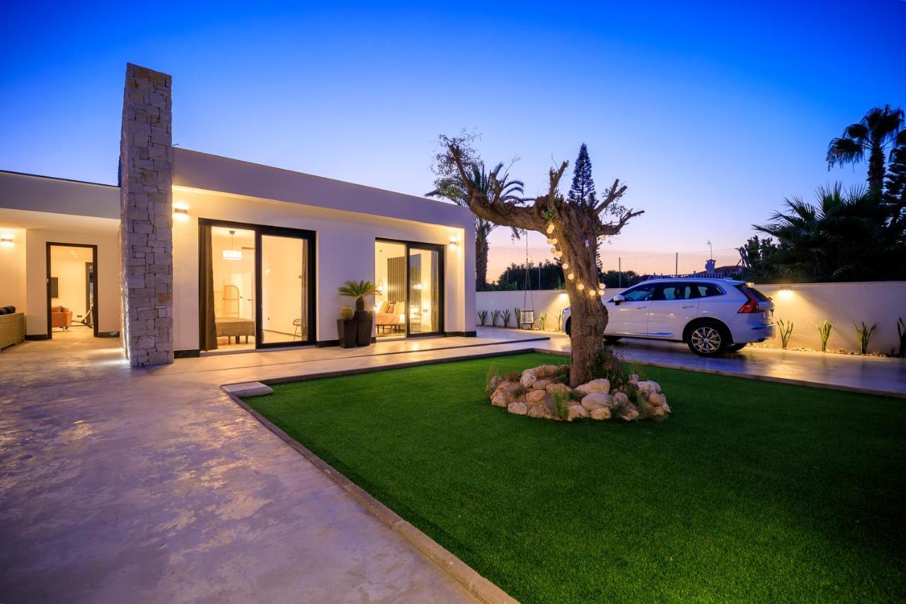 Villa Mi Luna Τορεβιέχα Εξωτερικό φωτογραφία